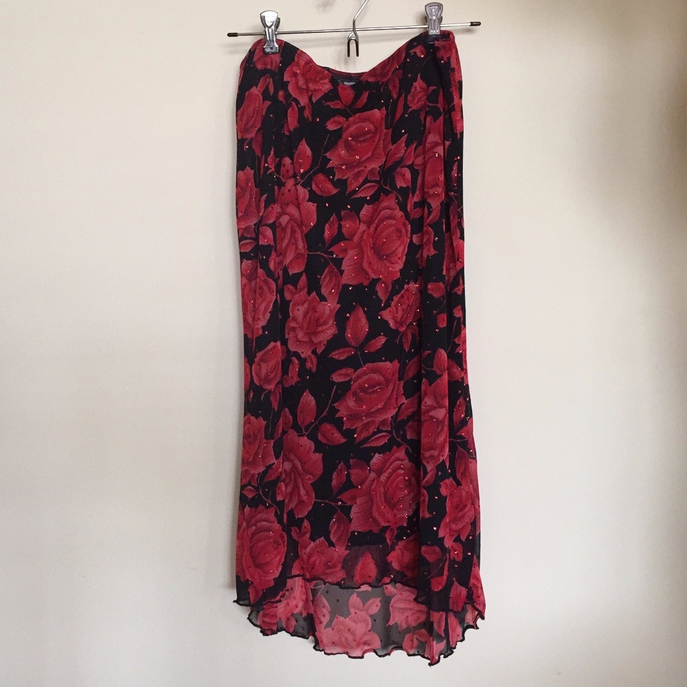 Red and Black Rose Skirt